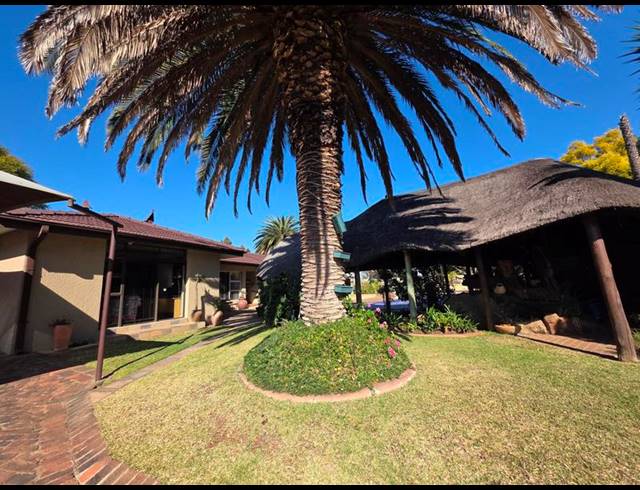 5 BEDROOM HOUSE FOR SALE IN LIBRADENE